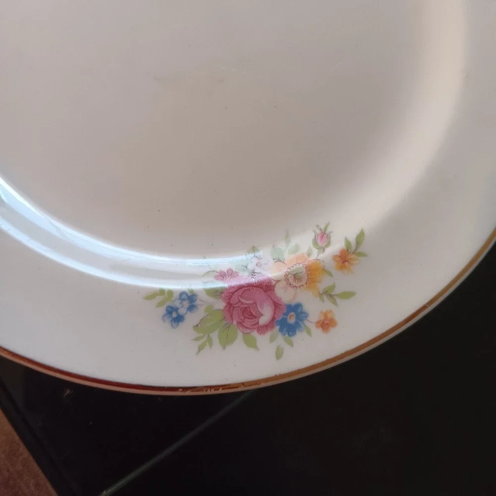 Set of 4 Cronin‎ China Co Gold Rimmed Floral Saucers Mionerva Ohio 42 55 NB #8